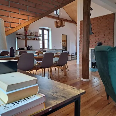 Appartement Nobles W Spokojnej Okolicy W Poblizu Jeziora