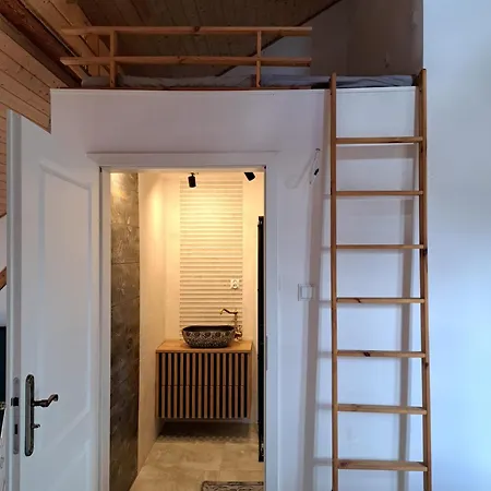 Appartement Nobles W Spokojnej Okolicy W Poblizu Jeziora